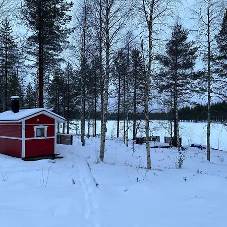 Huvilat Northern Lights Lakehouse Rovaniemi
